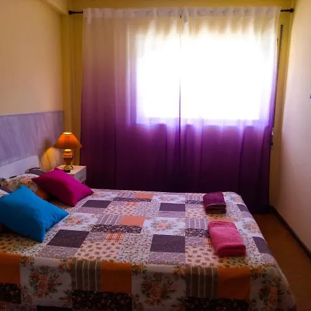 Friends In - Charming Bedrooms In The Historic Center Μπράγκα