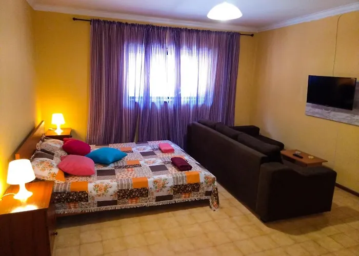 Casa de hóspedes Friends In - Charming Bedrooms In The Historic Center