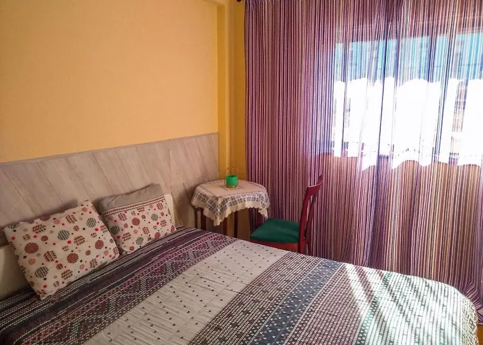 Friends In - Charming Bedrooms In The Historic Center Μπράγκα